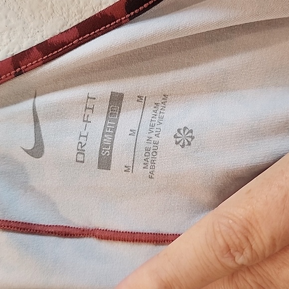 Nike Dri-FIT Brick Red Floral Strappy Back Slim Fit Shirt - Picture 7 of 9